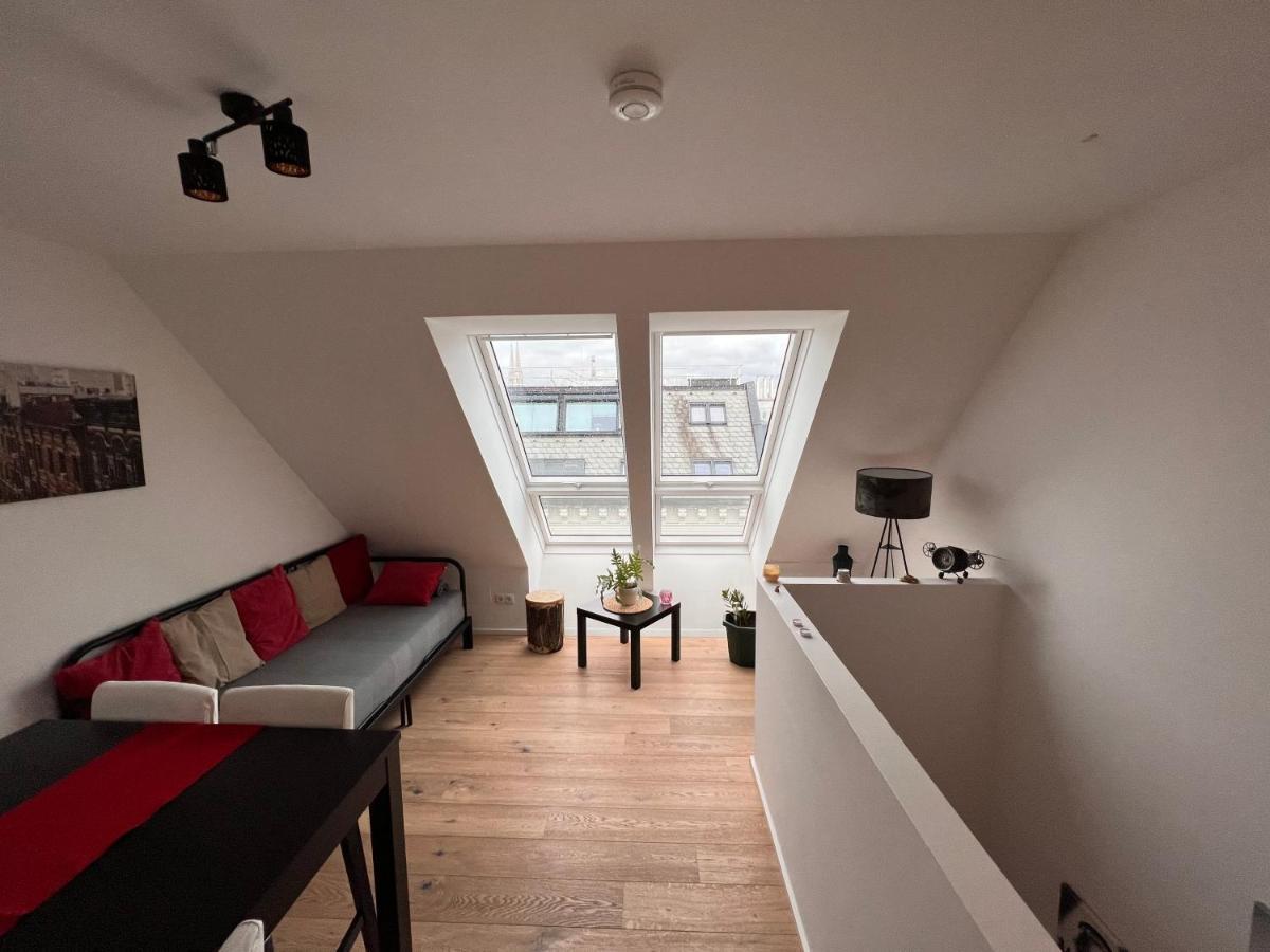 Tina'S Apartment Виена Екстериор снимка