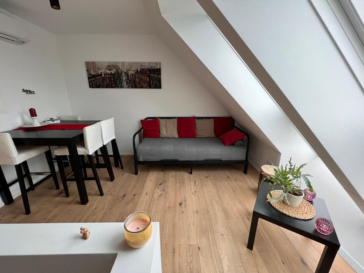 Tina'S Apartment Виена Екстериор снимка