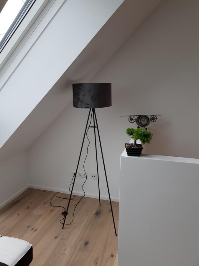 Tina'S Apartment Виена Екстериор снимка